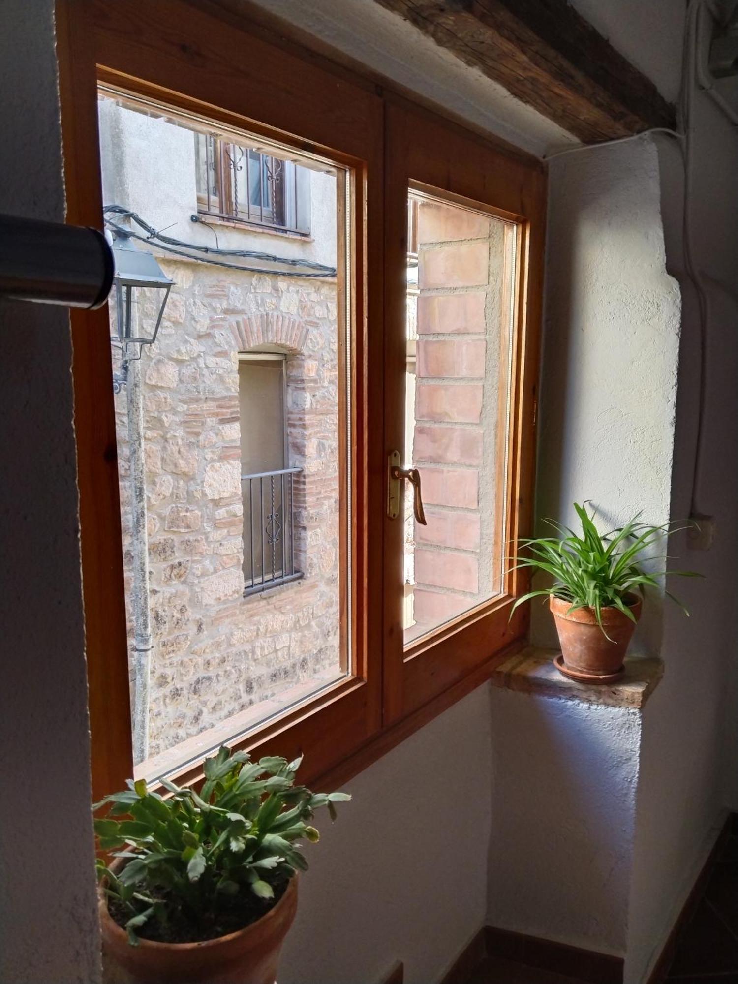El Refugi Hostel Arboli Luaran gambar