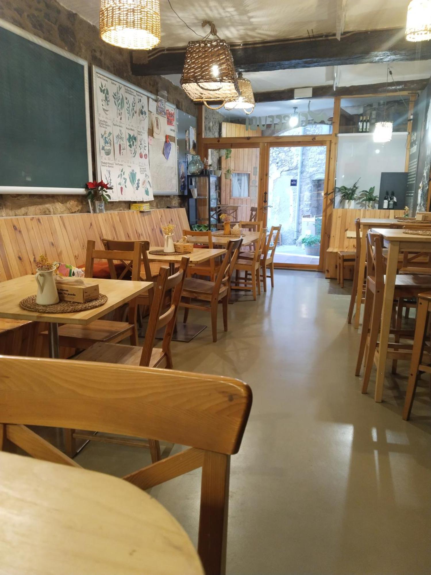 El Refugi Hostel Arboli Luaran gambar